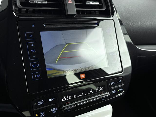 Toyota PRIUS 1.8 Executive | Parkeersensoren | JBL Premium Audio | Stoelverwarming | Parkeercamera | Head Up Display |