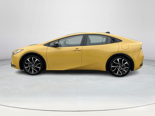 Toyota PRIUS 2.0 Plug-in Solar Edition