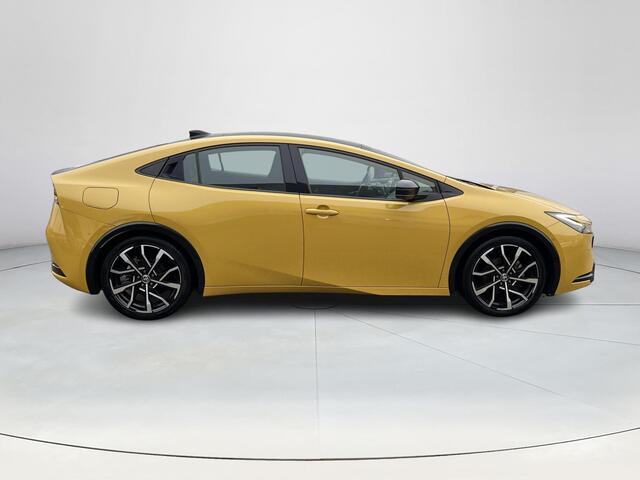 Toyota PRIUS 2.0 Plug-in Solar Edition