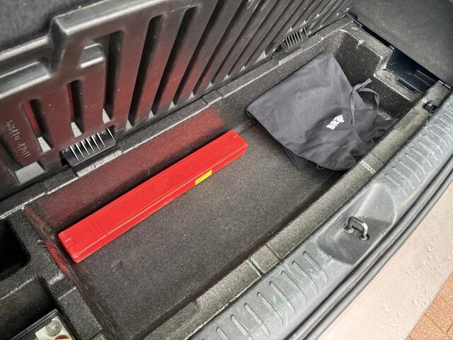 Toyota PRIUS 1.8 VVT-i Hybrid Active 7-persoons KEYLESS/NAVI/CLIMA/ADAPT.CRUISE/TREKHAAK