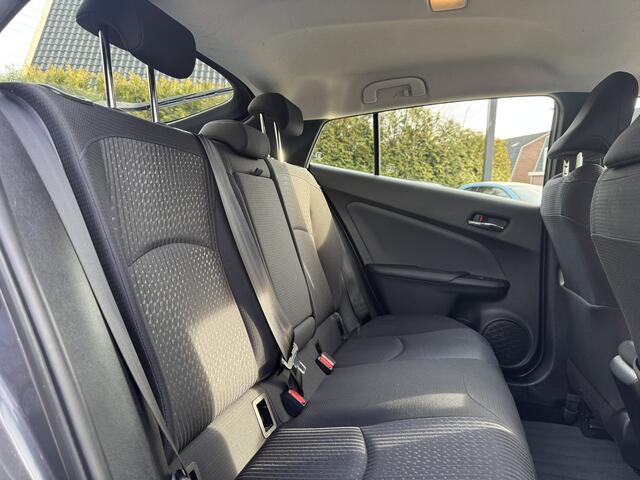 Toyota PRIUS 1.8 Hybrid Dynamic, Clima | Camera | JBL