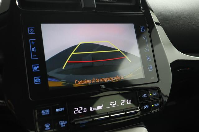 Toyota PRIUS 1.8 Plug-in Executive | Navigatie | JBL audio | Parkeersensoren | Stoelverwarming | Lederen Bekleding |