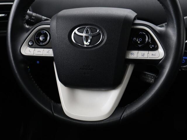 Toyota PRIUS 1.8 Plug-in Business Plus | Trekhaak | Stoelverwarming | Head-Up | JBL Sound | Adaptive cruise | Camera | Full LED | Park Assist | Climate control | Keyless | PHEV