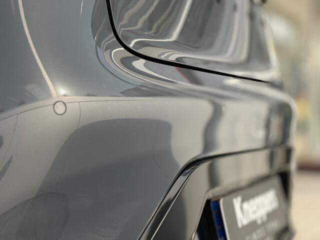 Toyota PRIUS 2.0 Plug-in Executive | GEEN AFLEVERKOSTEN | Panoramadak, Elektrische achterklep, Dodehoekdetectie