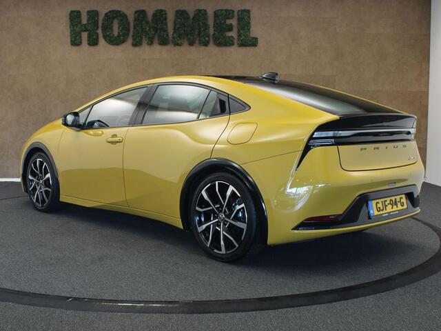 Toyota PRIUS 2.0 Plug-in Executive - ORIGINEEL NEDERLANDSE AUTO - AFKOMSTIG VAN 1E EIGENAAR - 2 LAADKABELS - ELEKTRISCHE VERSTELLING BESTUURDERSSTOEL - ELEKTRISCHE ACHTERKLEP - DODEHOEK DETECTIE - STUURVERWARMING - STOELVERWARMING - PANORAMADAK