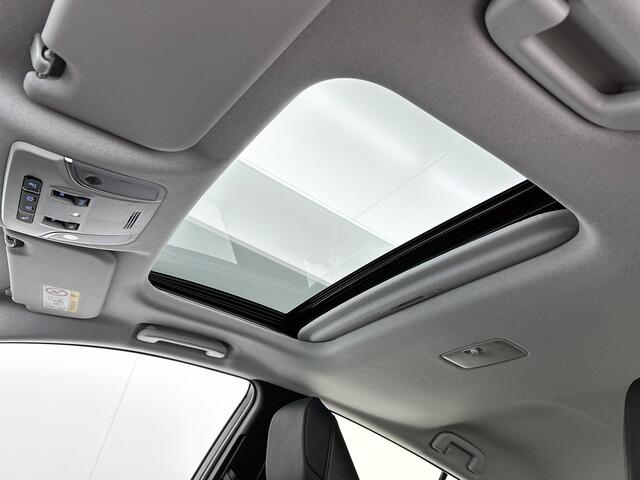 Toyota PRIUS 1.8 Executive | Navigatie | Cruise Control | Airco | Achteruitrijcamera | Parkeersensoren