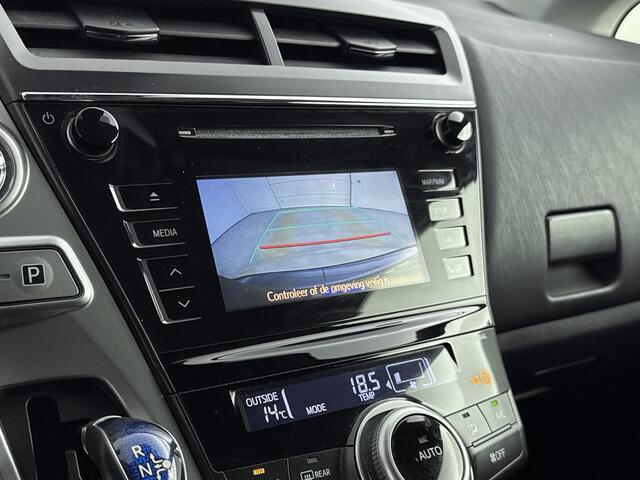 Toyota PRIUS 1.8 Hybrid Dynamic | NL-Auto | 7 Zitplaatsen | Half lederen bekleding |