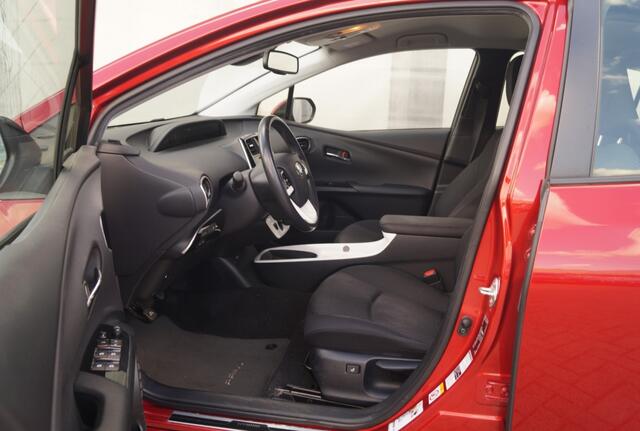 Toyota PRIUS 1.8 Automaat Hybrid Dynamic -ECC-LED-CAM-TREKHAAK-