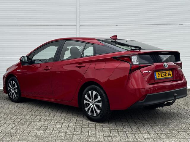 Toyota PRIUS 1.8 Dynamic / Dealer onderhouden / Fabrieks Garantie mogelijk tot 30-08-2030 / Afneembare Trekhaak / Apple Carplay + Android Auto /