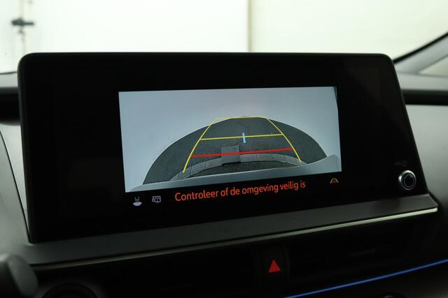 Toyota PRIUS 2.0 Plug-in Dynamic | Dode Hoek Detectie | Stoelverwarming | Parkeersensoren | Achteruitrijcamera |