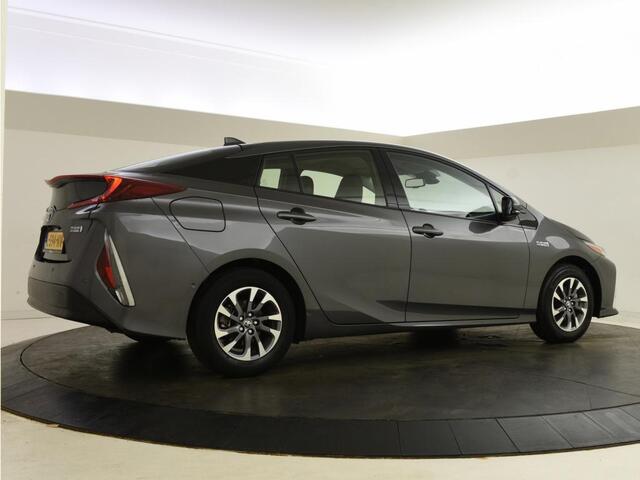 Toyota PRIUS 1.8 Plug-in Executive | JBL | 360 camera | Blindspot – foto 2
