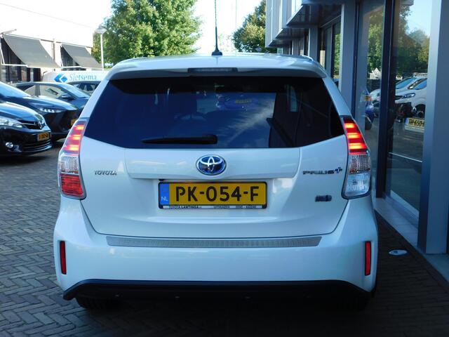 Toyota PRIUS 1.8 SkyView Edition – foto 7