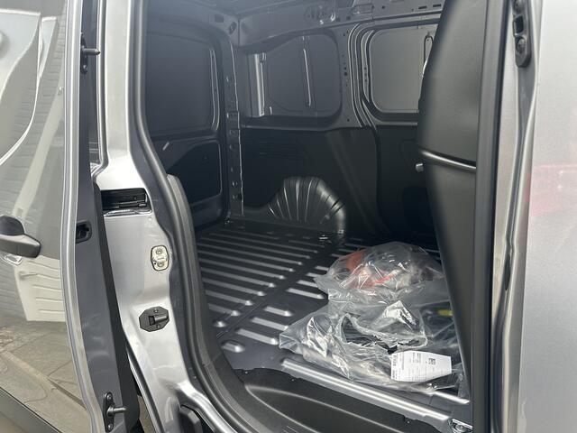 Toyota PROACE CITY Electric Challenger 50 kWh | trekhaak | stoel verwarming | stuur verwaming |