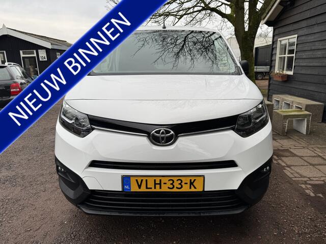 Toyota PROACE CITY 1.5 D-4D Navigator Long 3.PERSOONS|PDC|CARPLAY