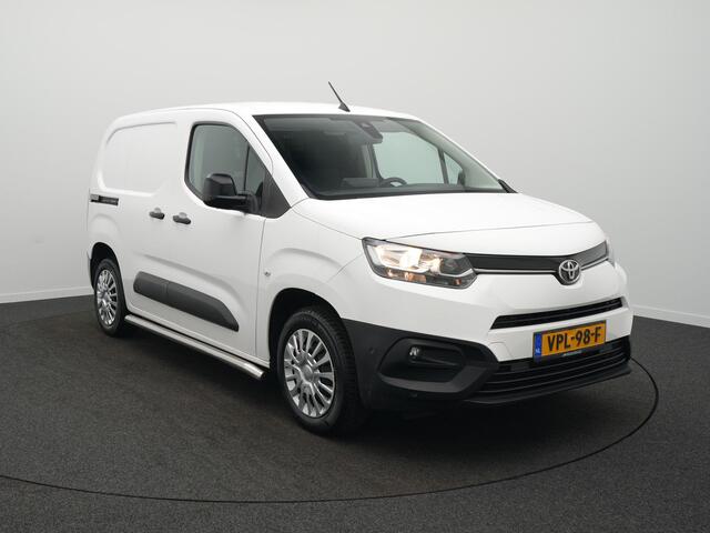 Toyota PROACE CITY 1.5 D-4D Live - Trekhaak - All Seasonbanden