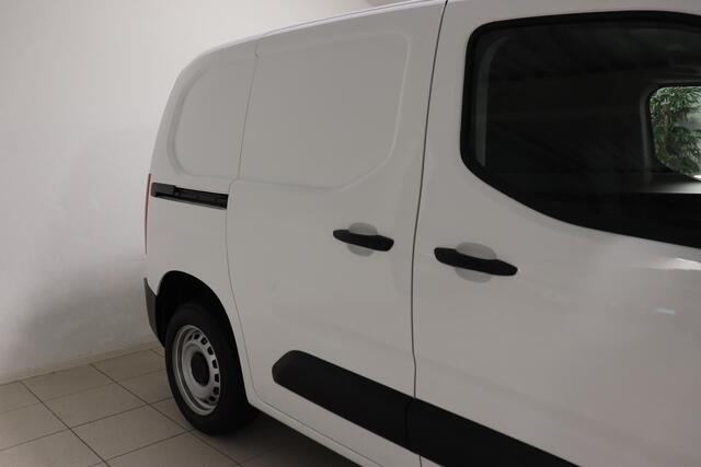 Toyota PROACE CITY 1.5 D-4D Cool | Airco, Cruise Control, Stootlijsten, DAB+, Elektrische ramen!