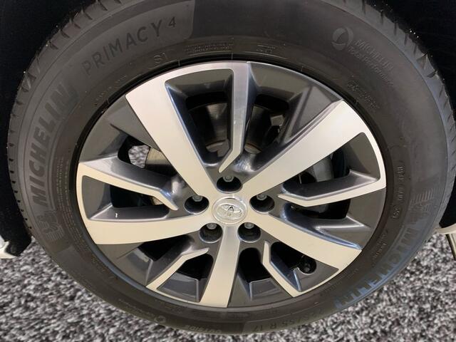 Toyota PROACE Electric Verso 75 kWh 8-Zitter Head-Up Navi Camera Trekhaak Marge dus geen BTW