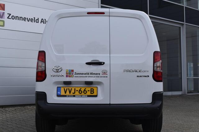 Toyota PROACE CITY Electric Live 50 kWh