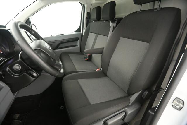 Toyota PROACE Worker 2.0 L2H1 145PK Airco Cruise Carplay 3 Persoons PDC Elektrpakket Schuifdeur