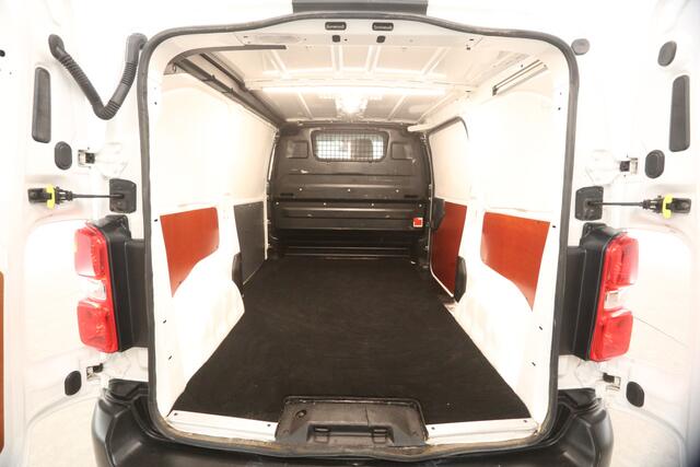 Toyota PROACE 1.5 D-4D L2H1 Airco Cruise 3 Persoons Stoelverw. Elektrpakket Trekhaak