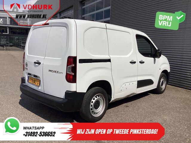 Toyota PROACE CITY 1.5 100 pk EXPORT ONLY Carplay/ Navi/ PDC/ Cruise/ Airco