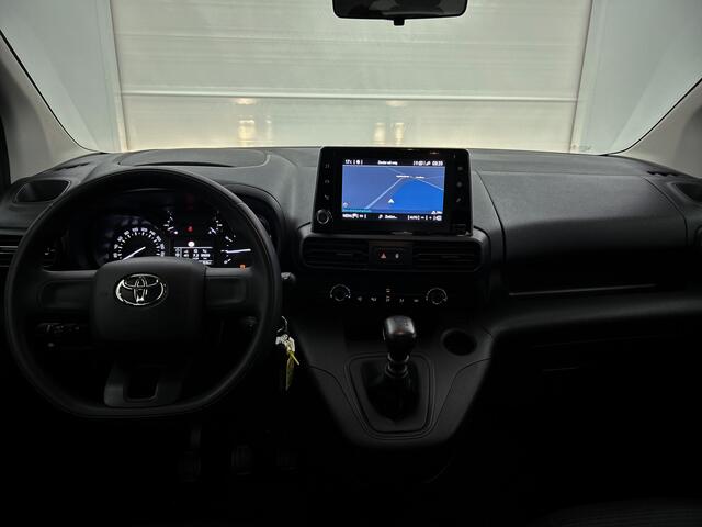 Toyota PROACE CITY Verso 1.2 Turbo Active | 5 persoons MPV | trekhaak | Navi | Airco | 6 versnelling |