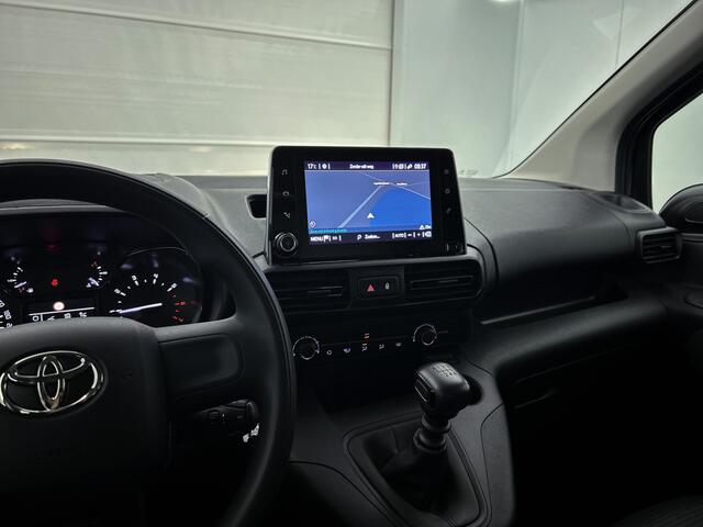 Toyota PROACE CITY Verso 1.2 Turbo Active | 5 persoons MPV | trekhaak | Navi | Airco | 6 versnelling |