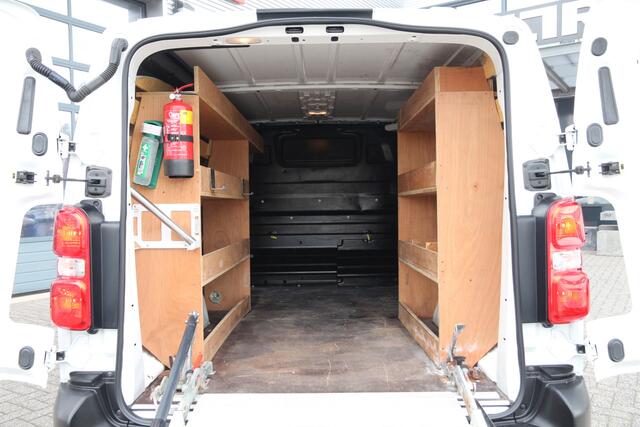 Toyota PROACE 2.0 D-4D | L3 | 2.5t trekgewicht | Cruise | Airco..