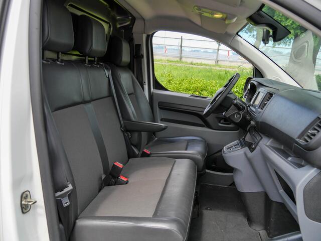 Toyota PROACE Electric Worker 75kWh Extra Range Navigator | APPLE CARPLAY | CRUISE CONTROL |