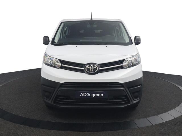 Toyota PROACE Worker Dubbele Cabine 2.0 D-4D Live Long | Dubbele Cabine | Twee Schuifdeuren | Parkeersensoren |