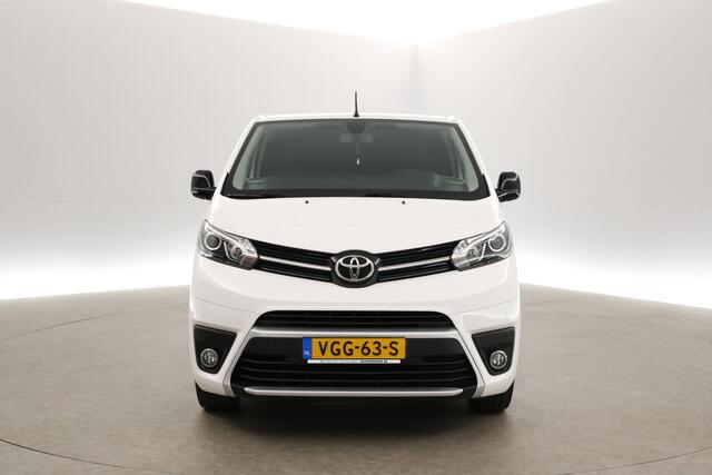 Toyota PROACE 2.0 D-4D Black Line L3H1 | MARGE! | Airco Navigatie PDC 3 Persoons LED 17"LMV Trekhaak