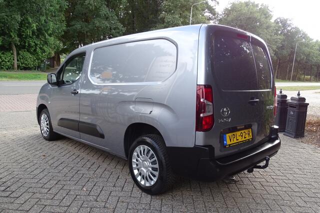 Toyota PROACE 1.5 D-4D Live Long 131 PK NAVI PDC TREKHAAK 1e eig