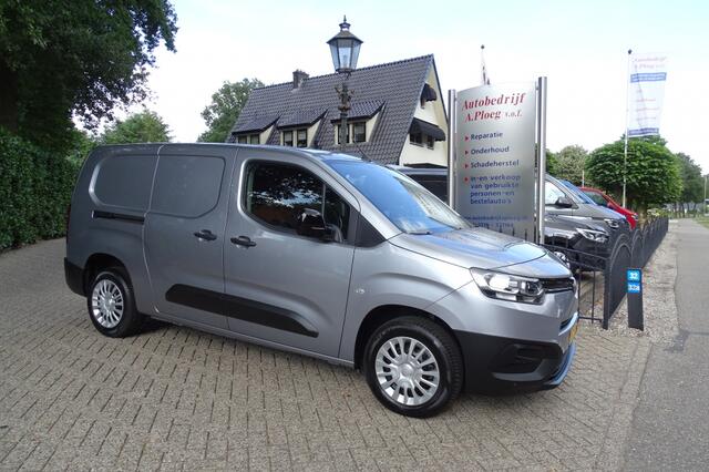 Toyota PROACE 1.5 D-4D Live Long 131 PK NAVI PDC TREKHAAK 1e eig