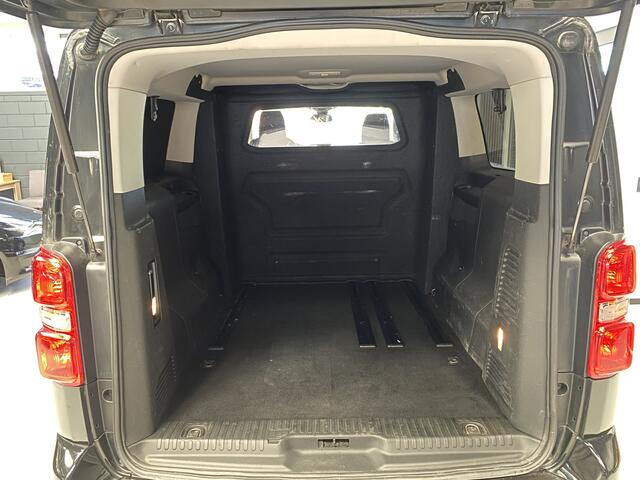 Toyota PROACE Worker 2.0 D-4D Professional Long DC Panorama, Automaat, Navi