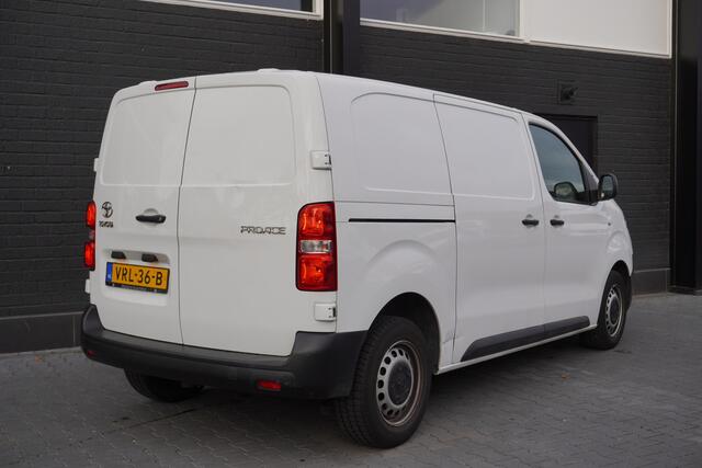 Toyota PROACE Worker 2.0 D-4D 145PK - EURO 6 - Airco - Cruise - PDC - ¤ 16.950,- Excl.