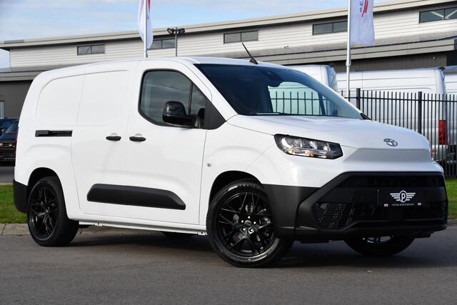 Toyota PROACE CITY Electric Long 50 kWh Black & White Edition 5 x Direct Leverbaar! Camera, Cruise, 2 x Schuifdeur, Carplay, 136pk,