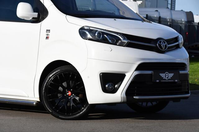 Toyota PROACE 2.0 D-4D GR Sport Edition 360 Camera, Cruise, Carplay, Head-up, 177pk, 2 x Schuifdeur, Trekhaak, Stoelverwarming, Automaat, Uniek!
