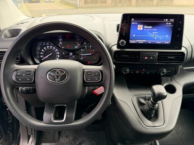 Toyota PROACE 1.5D-4D Live Long Navi Carplay PDC Airco