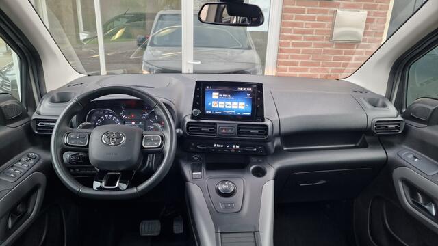 Toyota PROACE 1.2 Turbo Dynamic Automaat 5 Pers, Adaptieve Cruise, Stoelverwar