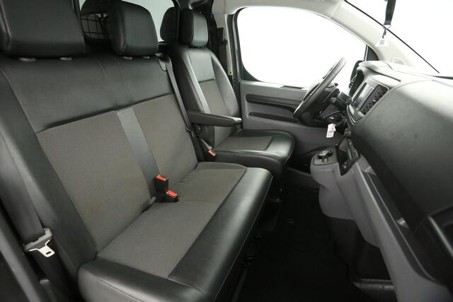 Toyota PROACE 2.0 D-4D Navigator L2H1 | MARGE | Automaat | 3-Zits | Airco | Trekh. | Cruise | Carplay | Parkeersens.