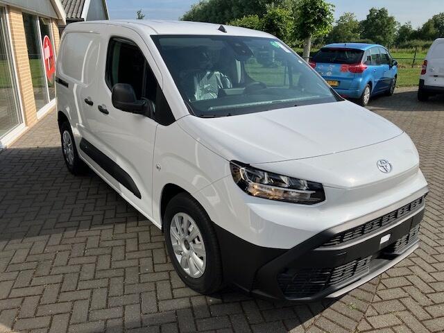 Toyota PROACE CITY Electric 50 kWh 320km r Comfort 50 kWh