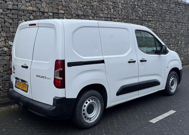 Toyota PROACE CITY 1.5 D-4D Cool Comf. Airco Nieuwe APK