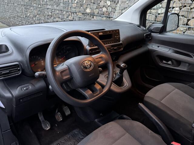 Toyota PROACE CITY 1.5 D-4D Cool Comf. Airco Nieuwe APK