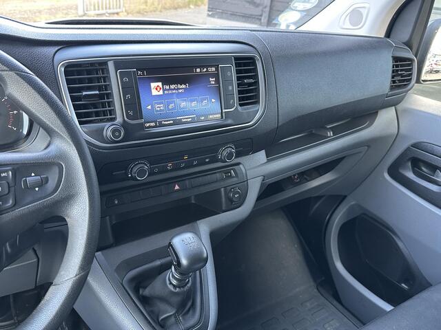 Toyota PROACE Shuttle 1.5 D-4D Cool Long | Nette staat! | 24.795 INCLUSIEF BTW INCLUSIEF BPM | 9 Persoons | Trekhaak | Carplay | Navigatie | Airco | Cruise Control | 2 Sleutels | Onderhoudshistorie |