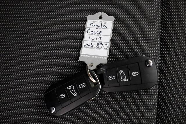 Toyota PROACE CITY 1.5 D-4D 102pk Lang L2H1 Airco/Navi 02-2022