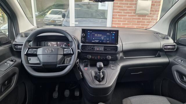 Toyota PROACE CITY Verso 1.2 Turbo Dynamic 5 Pers, PDC, Dealer auto
