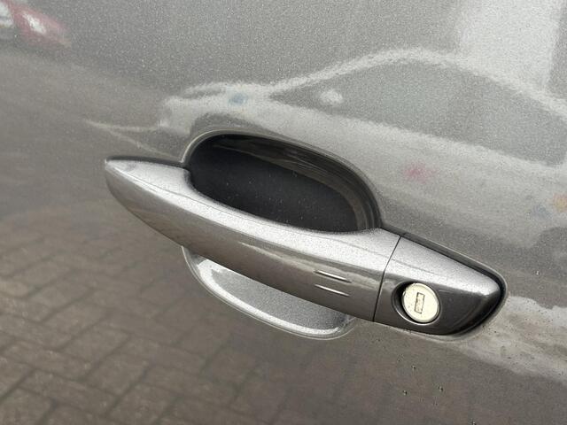 Toyota PROACE CITY Verso 1.2 Turbo Dynamic **PANORAMADAK/ TREKHAAK/ DODEHOEK DETECTIE/ 36 MAANDEN GARANTIE**