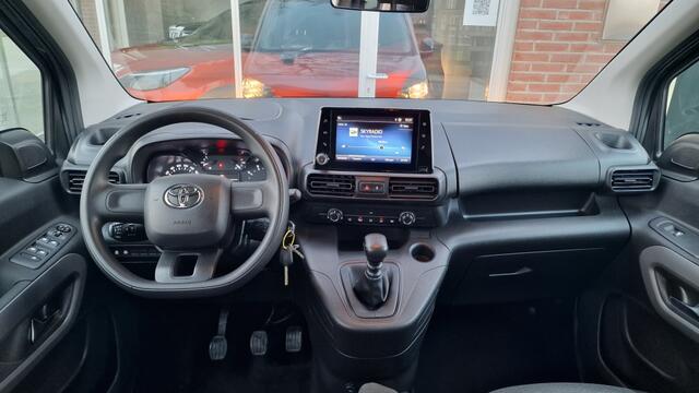 Toyota PROACE CITY Verso 1.2 Turbo Live L2 7 Pers Long, Stoelverwarming,