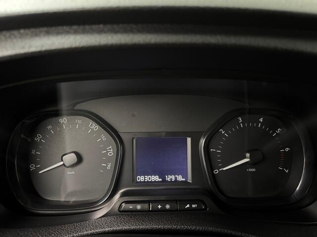 Toyota PROACE 120PK Comfort XXL | ¤ 29750,-- Incl BTW/BPM | Airco | Cruise | Privacy Glass