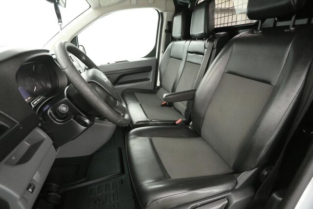 Toyota PROACE 2.0 D-4D L3H1 | Euro6 | Airco | Cruise | 3-Zits | 2xSchuifdeur | Parkeersens.